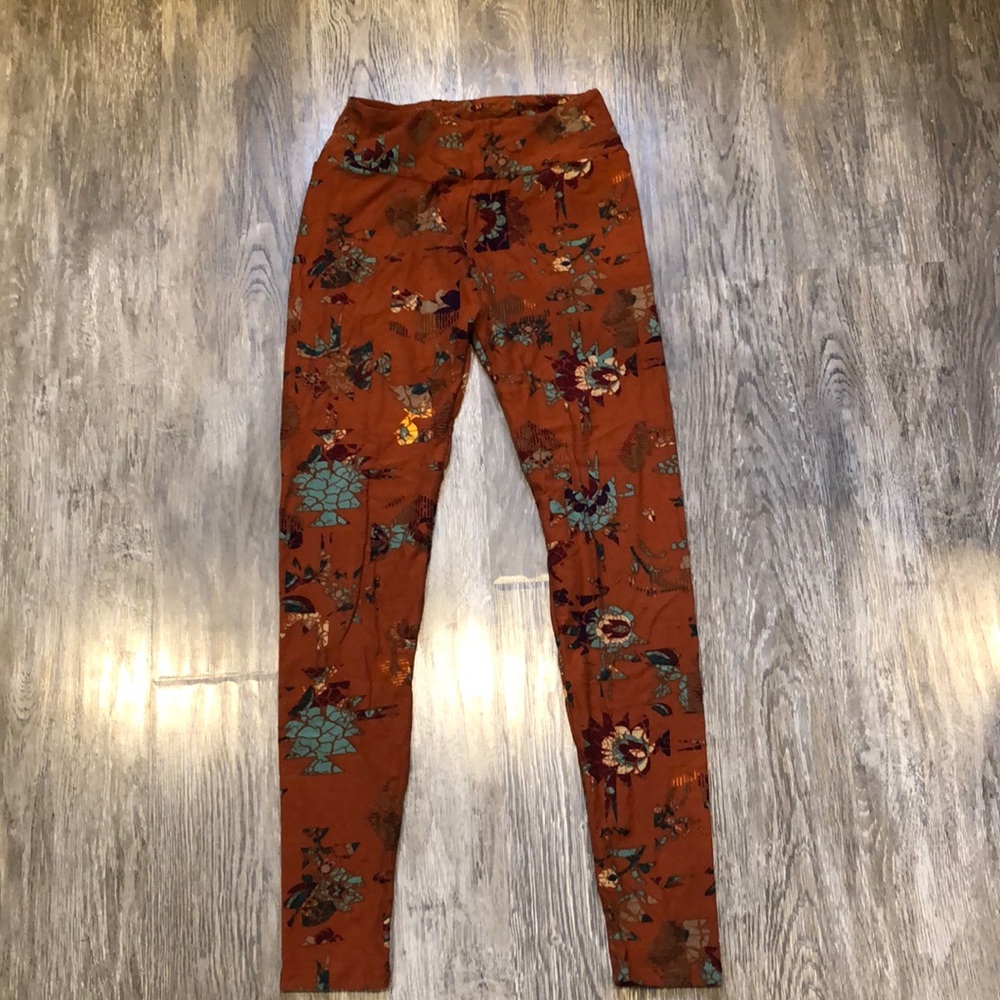 Lularoe leggings never worn